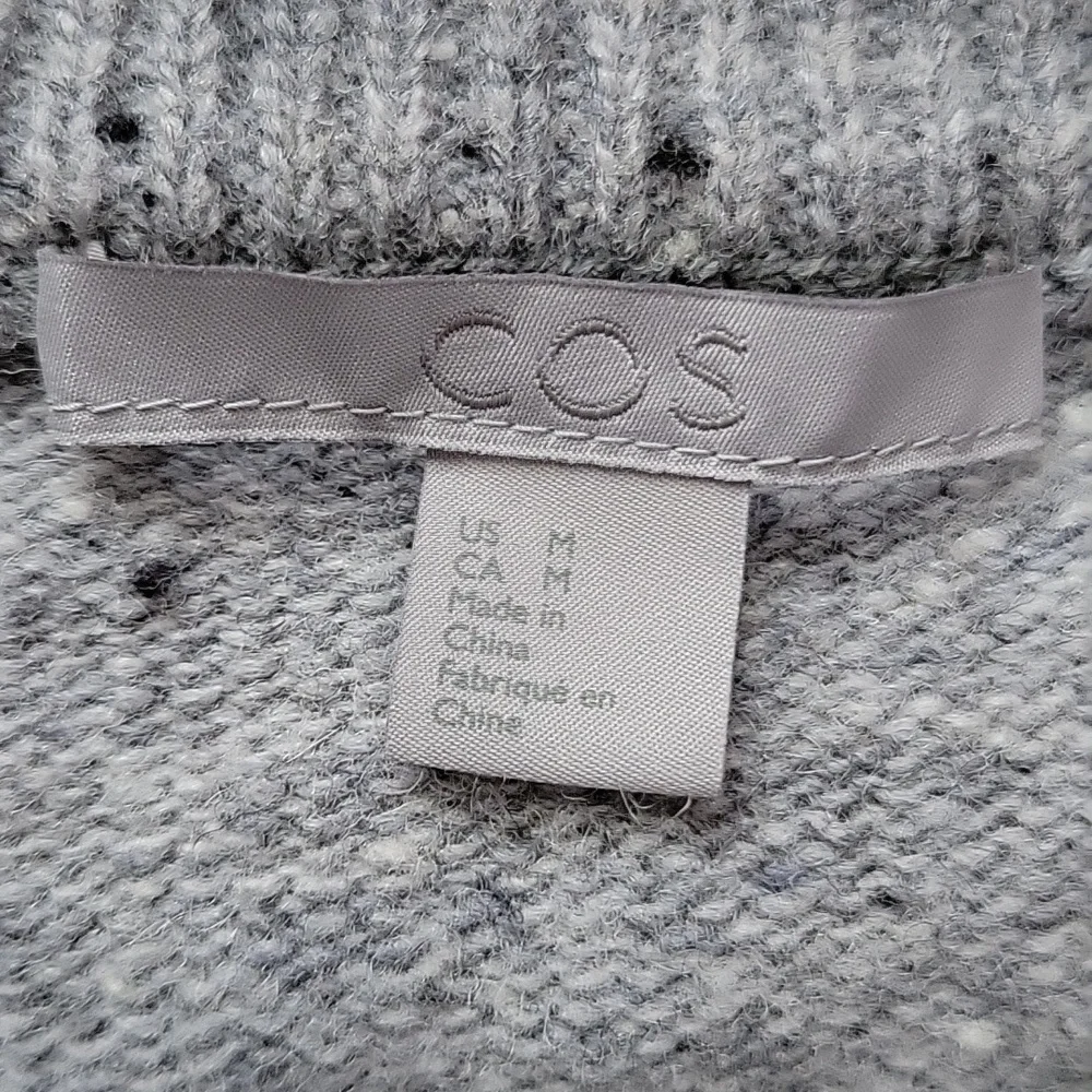 gray sweater - Picture 6 of 6